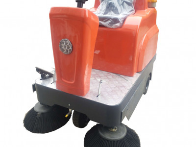 驾驶式扫地车 T1-- 安徽茂全环保科技有限公司
